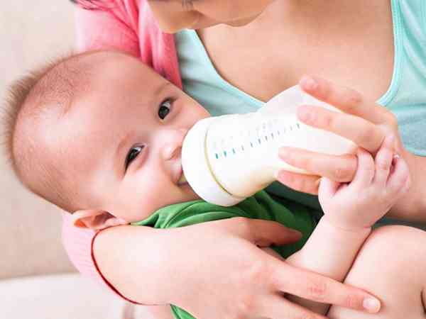 新生儿乳糖不耐受凭6个症状判断，吃双歧杆菌管用