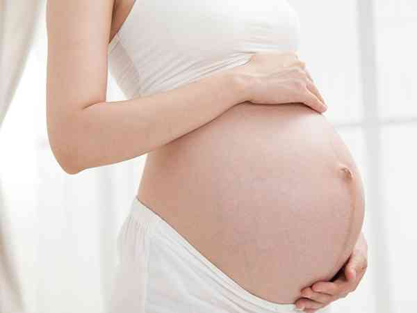过了孕34周胎儿就安全了，发育成熟、成活率高是主因