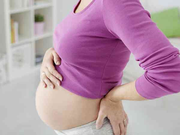 怀孕胸疼并非说明胚胎发育好，出现这些征兆表示多虑了！
