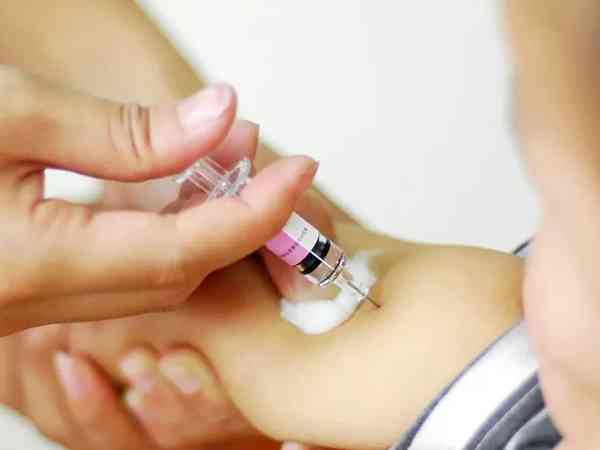 4价流感疫苗能预防甲流感病毒，现在打也还来得及！