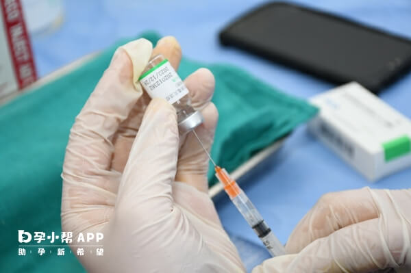 四川某女子接种新冠疫苗死亡