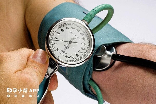 高血压吃硝苯地平片可维持血压6-8小时