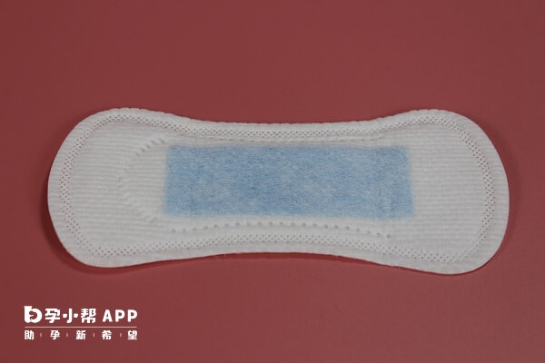 甲硝唑栓使用期间可用护垫
