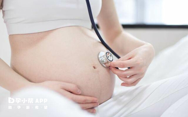 从怀孕32周开始监测胎心