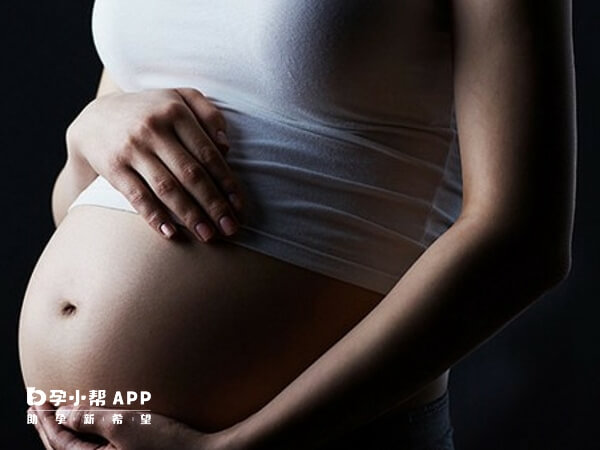 孕妇的肚脐眼会呈不同的形态