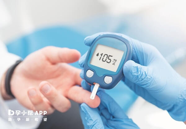 糖尿病患者用优甲乐时要注意监测血糖