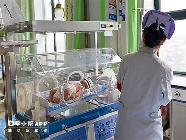 新生儿保温箱报销比例不超过70%