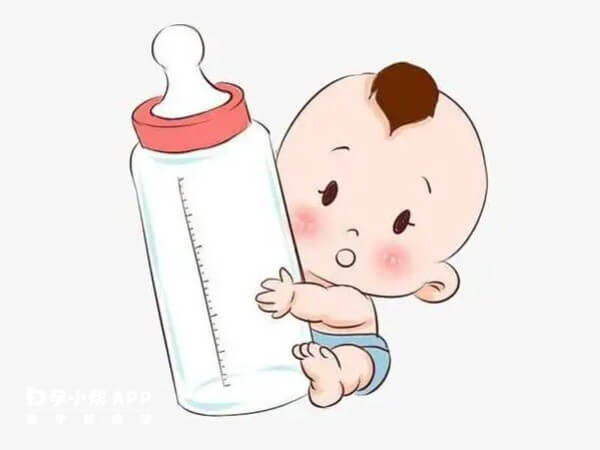 婴儿不肯用奶瓶喝奶可能在长牙