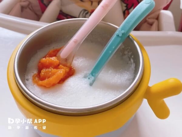 婴儿吃胡萝卜泥可以助消化